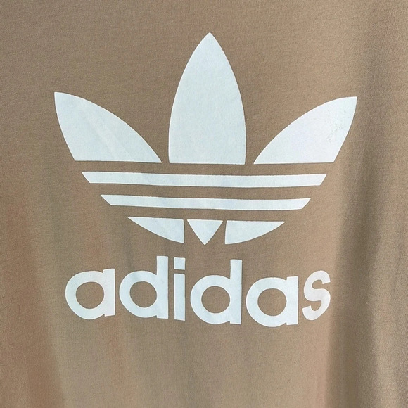 ADIDAS Tan Trefoil 3 Stripes Graphic Logo TShirt Sporty Crewneck Short Sleeve M - Picture 3 of 11
